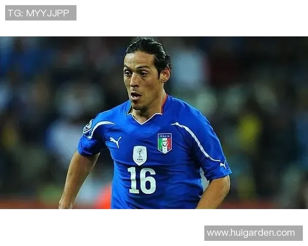 足球明星纷纷踏足中国的背后原因与影响探讨